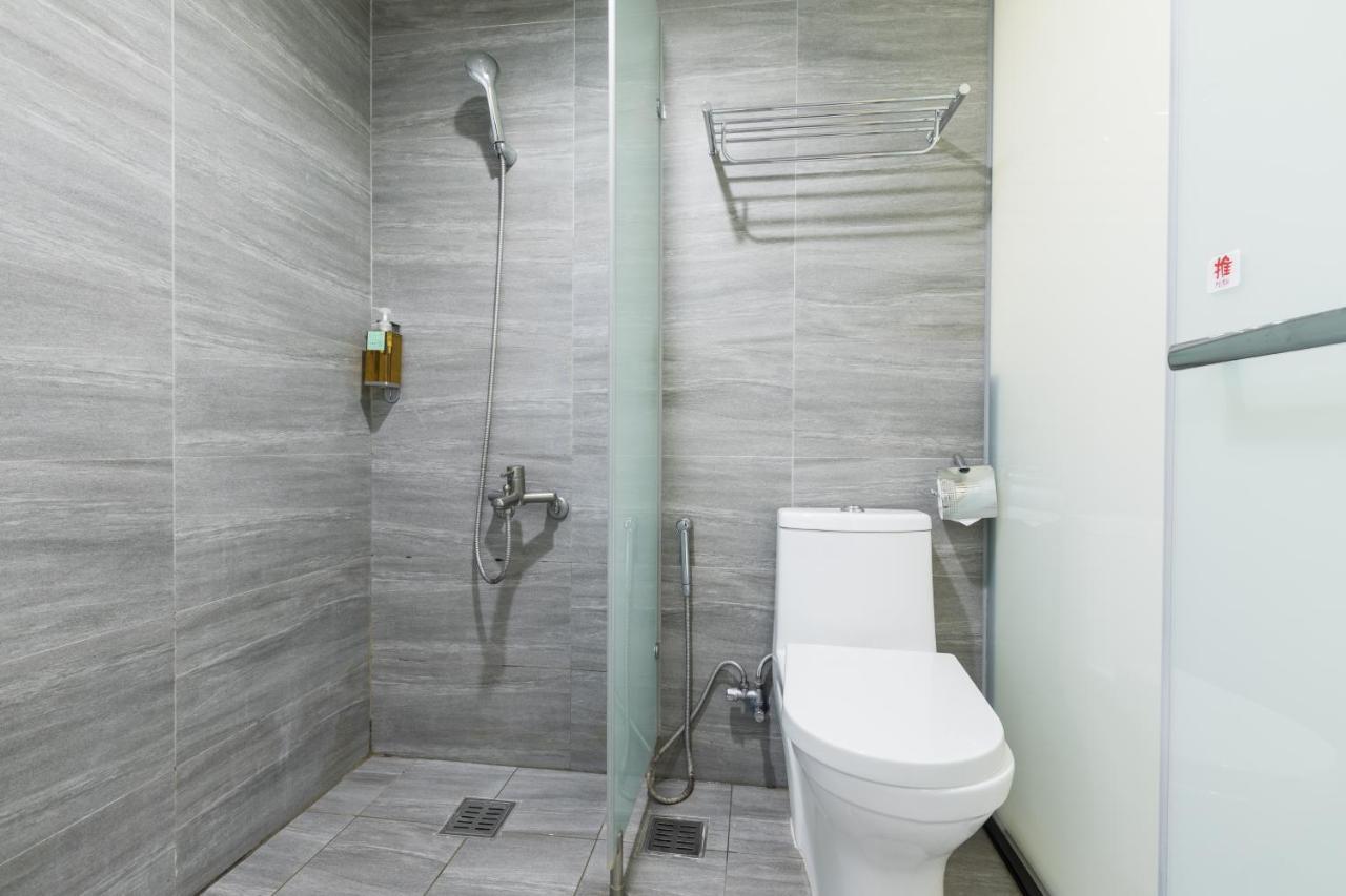 Home Rest Hotel Taitung Bagian luar foto